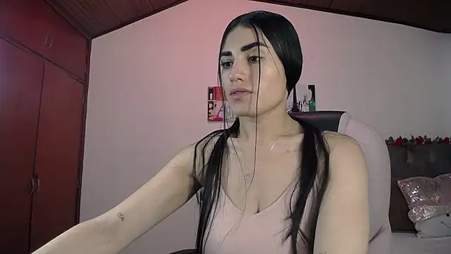 Snapshot of Alheli_16 chatting on December 20, 2024, 12:16 pm Alheli 16 online show from December 20, 2024, 12:16 pm