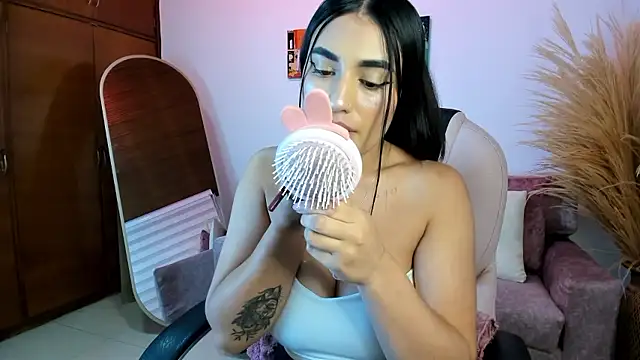 Alheli 16 online show from January 7, 2026, 11:56 am