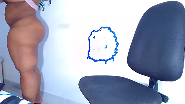 Snapshot of Megaanfox chatting on February 27, 2025, 9:58 pm Megaanfox online show from February 27, 2025, 9:58 pm