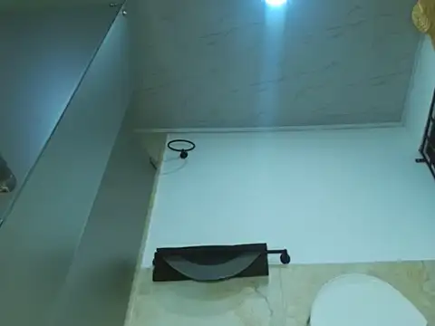 Snapshot of hornymilf_69xxx chatting on November 21, 2025, 9:35 pm hornymilf 69xxx online show from November 21, 2025, 9:35 pm