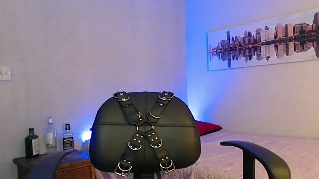 Snapshot of Andy_bapho chatting on March 6, 2025, 3:02 pm Andy bapho online show from March 6, 2025, 3:02 pm