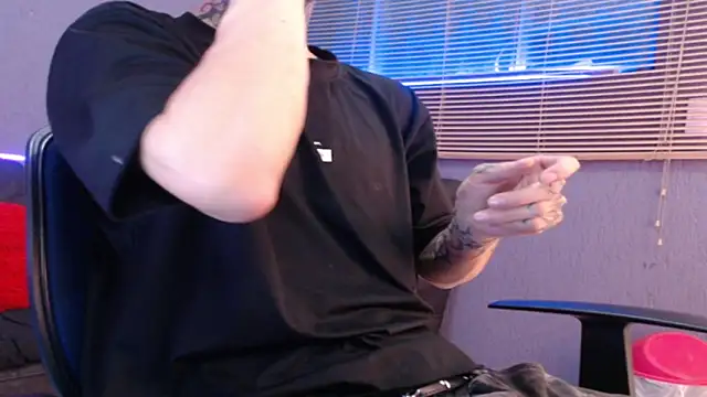 Andy bapho online show from November 24, 2025, 3:12 pm