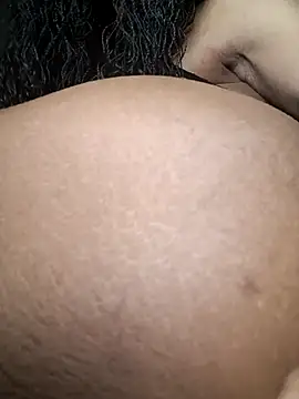 Snapshot of MILFCandy chatting on February 27, 2025, 11:26 pm MILFCandy online show from February 27, 2025, 11:26 pm