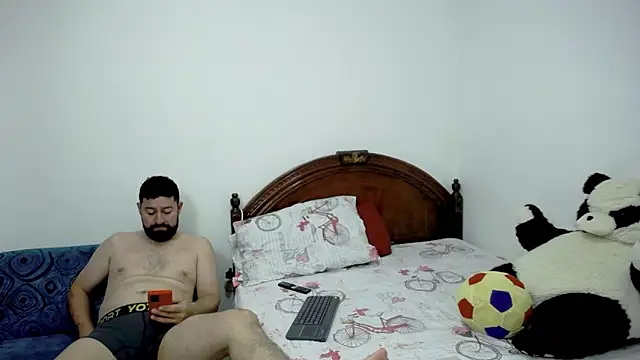 ambar jacksonn online show from April 13, 2026, 11:59 am