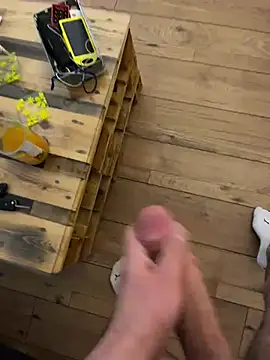 Bick dick1997 online show from March 2, 2025, 8:07 pm