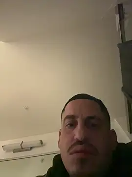 juicyj1311 online show from February 7, 2026, 6:50 am