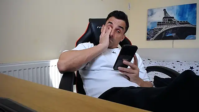 amydamarw online show from March 17, 2026, 11:02 am