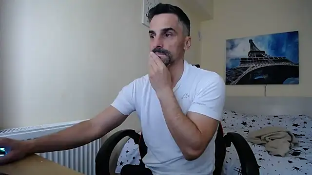 amydamarw online show from March 30, 2026, 6:03 am