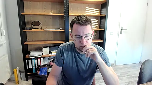 Snapshot of green_oasis100 chatting on January 3, 2025, 8:54 am green oasis100 online show from January 3, 2025, 8:54 am