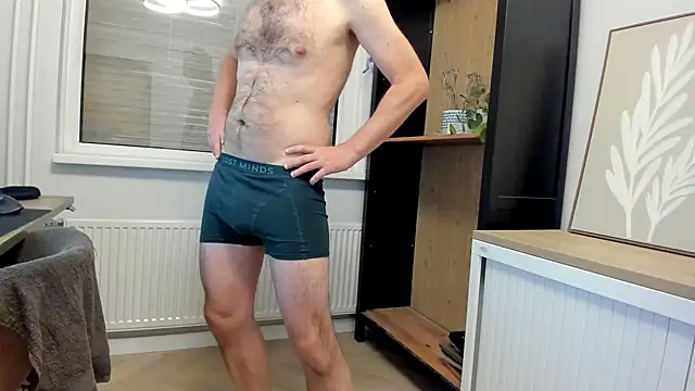 Snapshot of green_oasis100 chatting on October 21, 2025, 9:26 pm green oasis100 online show from October 21, 2025, 9:26 pm