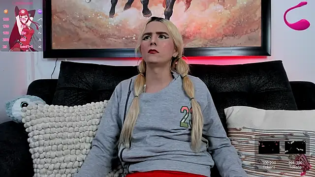 shannel  queen online show from February 6, 2025, 2:22 am