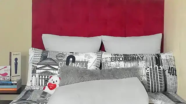 Snapshot of TAWELA998 chatting on March 14, 2025, 8:06 pm TAWELA998 online show from March 14, 2025, 8:06 pm