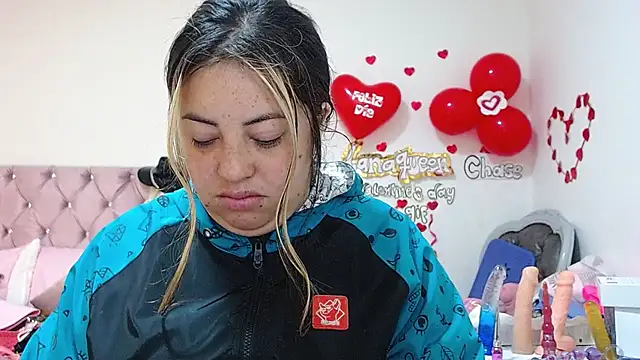 lanaqueen699 online show from February 28, 2025, 12:20 pm