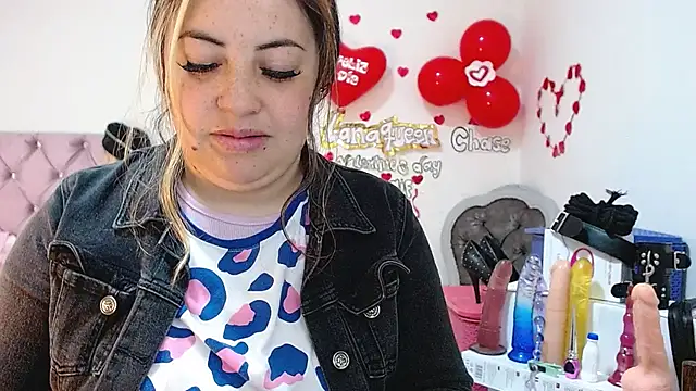 lanaqueen699 online show from March 11, 2025, 12:28 pm