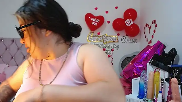 lanaqueen699 online show from March 11, 2025, 3:34 pm