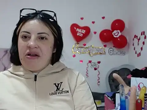 lanaqueen699 online show from March 20, 2025, 12:22 pm