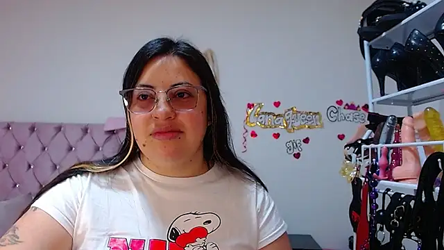 lanaqueen699 online show from October 22, 2025, 12:27 pm