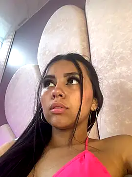 Larabrooks online show from September 16, 2025, 5:58 pm