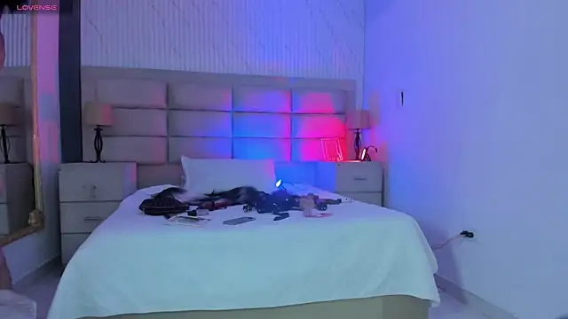 Melany Luv online show from February 12, 2026, 9:21 pm