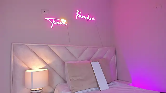  angela x online show from February 27, 2025, 11:41 am