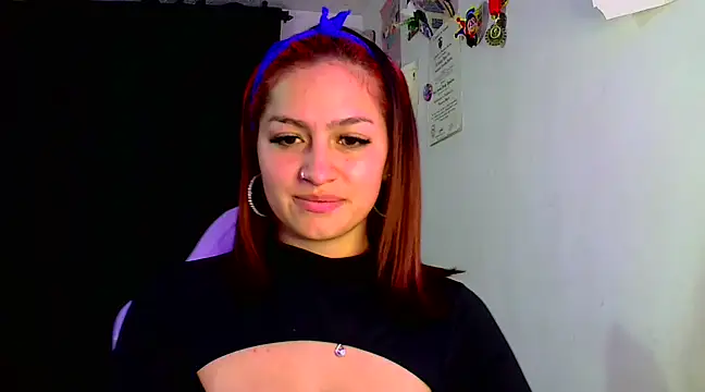 lucycherry   online show from February 5, 2025, 4:16 am