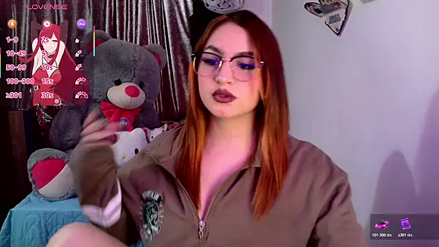 lucycherry   online show from October 27, 2025, 8:35 pm