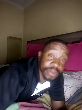 Snapshot of LONGDICK985M chatting on February 27, 2025, 4:32 pm LONGDICK985M online show from February 27, 2025, 4:32 pm