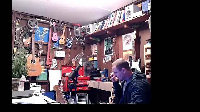 itsjameswebbscope online show from March 5, 2025, 4:35 pm