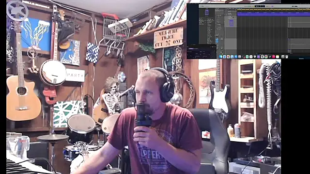 itsjameswebbscope online show from October 9, 2025, 3:54 pm