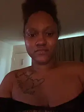 Snapshot of PrettyGal_Tingz chatting on January 25, 2025, 2:14 pm PrettyGal Tingz online show from January 25, 2025, 2:14 pm