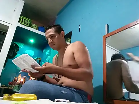 Snapshot of LiosArmando420 chatting on September 15, 2025, 3:06 am LiosArmando420 online show from September 15, 2025, 3:06 am