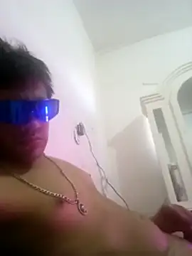 Snapshot of LiosArmando420 chatting on November 9, 2025, 4:49 pm LiosArmando420 online show from November 9, 2025, 4:49 pm