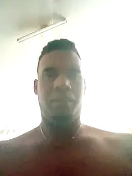 Snapshot of adriel_perez chatting on February 16, 2026, 12:34 pm adriel perez online show from February 16, 2026, 12:34 pm