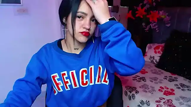 Violettasquirt online show from December 19, 2025, 2:46 pm