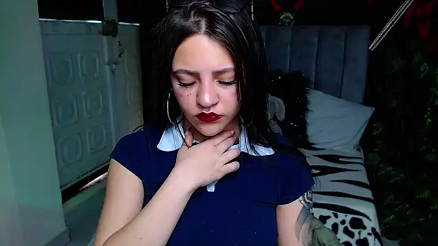 Snapshot of Violettasquirt chatting on April 28, 2026, 1:38 pm Violettasquirt online show from April 28, 2026, 1:38 pm