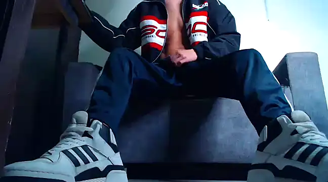 mastersmits online show from February 22, 2025, 5:44 am