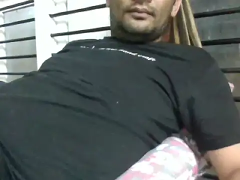 NiceBoy9099 online show from January 6, 2025, 5:49 pm