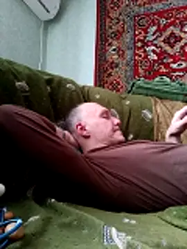 Pineapple04 online show from February 7, 2026, 12:31 pm