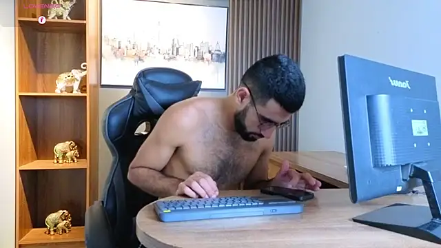 Ethan  Walker online show from April 9, 2026, 2:55 pm