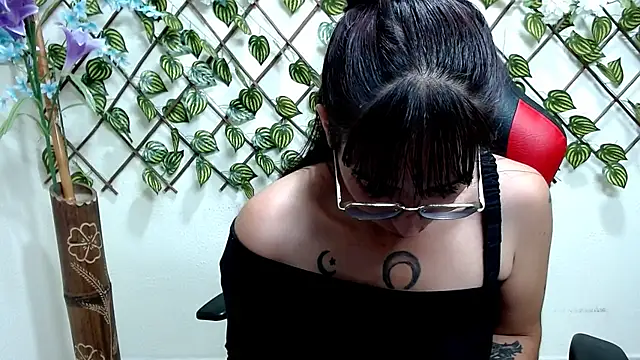 jeyloveebony online show from March 13, 2025, 5:07 pm