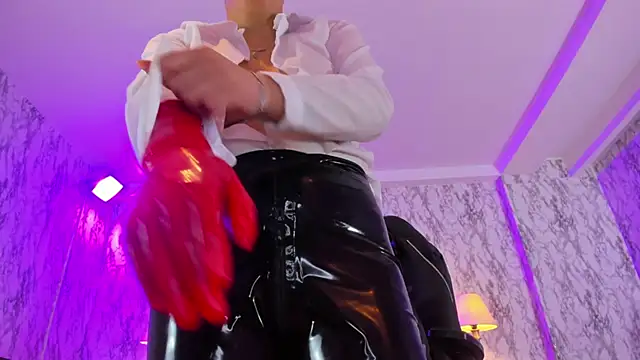 Camila Chainn online show from February 6, 2025, 8:13 pm