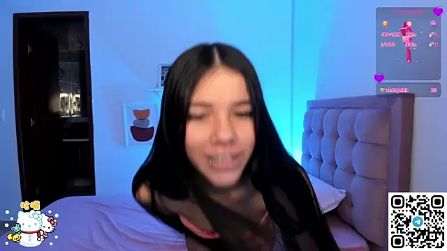 Snapshot of sofi_cute01 chatting on January 18, 2025, 10:06 pm sofi cute01 online show from January 18, 2025, 10:06 pm