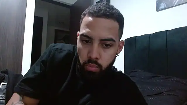 Hendry  online show from December 4, 2024, 3:37 am