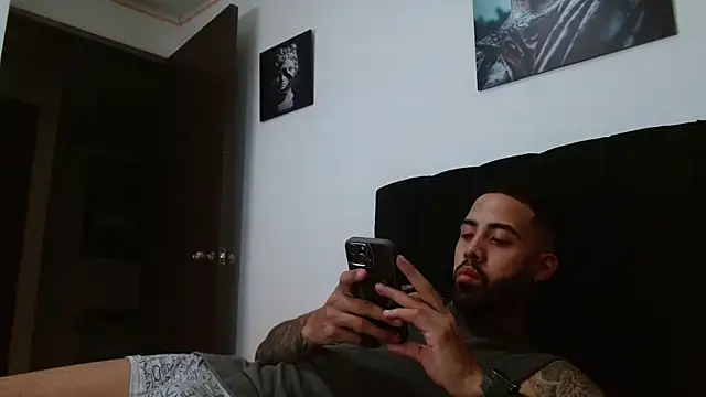 Hendry  online show from February 21, 2025, 2:06 am