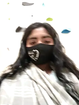 Snapshot of Lina-Rose chatting on March 5, 2025, 2:56 pm Lina-Rose online show from March 5, 2025, 2:56 pm