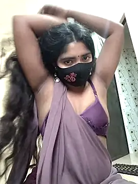 Snapshot of Lina-Rose chatting on September 25, 2025, 12:47 am Lina-Rose online show from September 25, 2025, 12:47 am