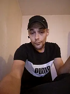 kx93 online show from September 17, 2025, 7:04 pm