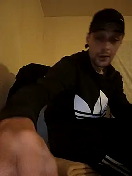 kx93 online show from December 14, 2025, 10:47 pm