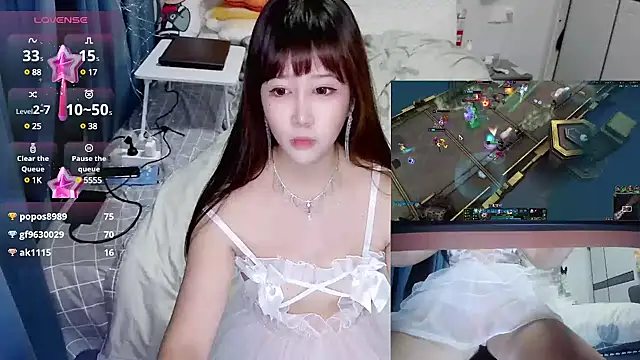 Snapshot of Angelababy001 chatting on December 4, 2024, 3:32 pm Angelababy001 online show from December 4, 2024, 3:32 pm