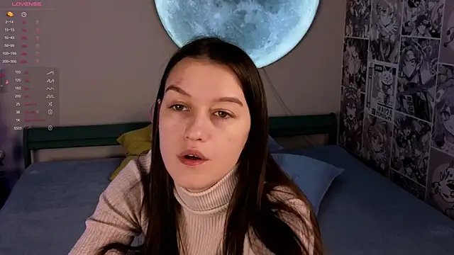 Snapshot of Alice__grace chatting on December 17, 2024, 9:16 pm Alice  grace online show from December 17, 2024, 9:16 pm